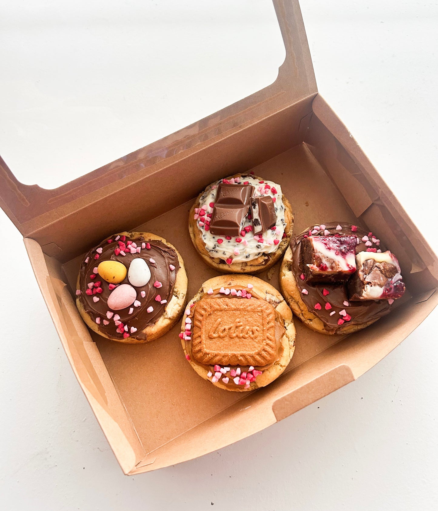 POSTAL Valentines Deep Dish cookies