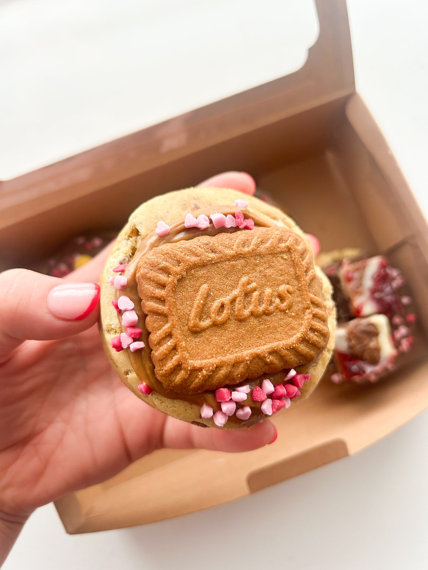 POSTAL Valentines Deep Dish cookies